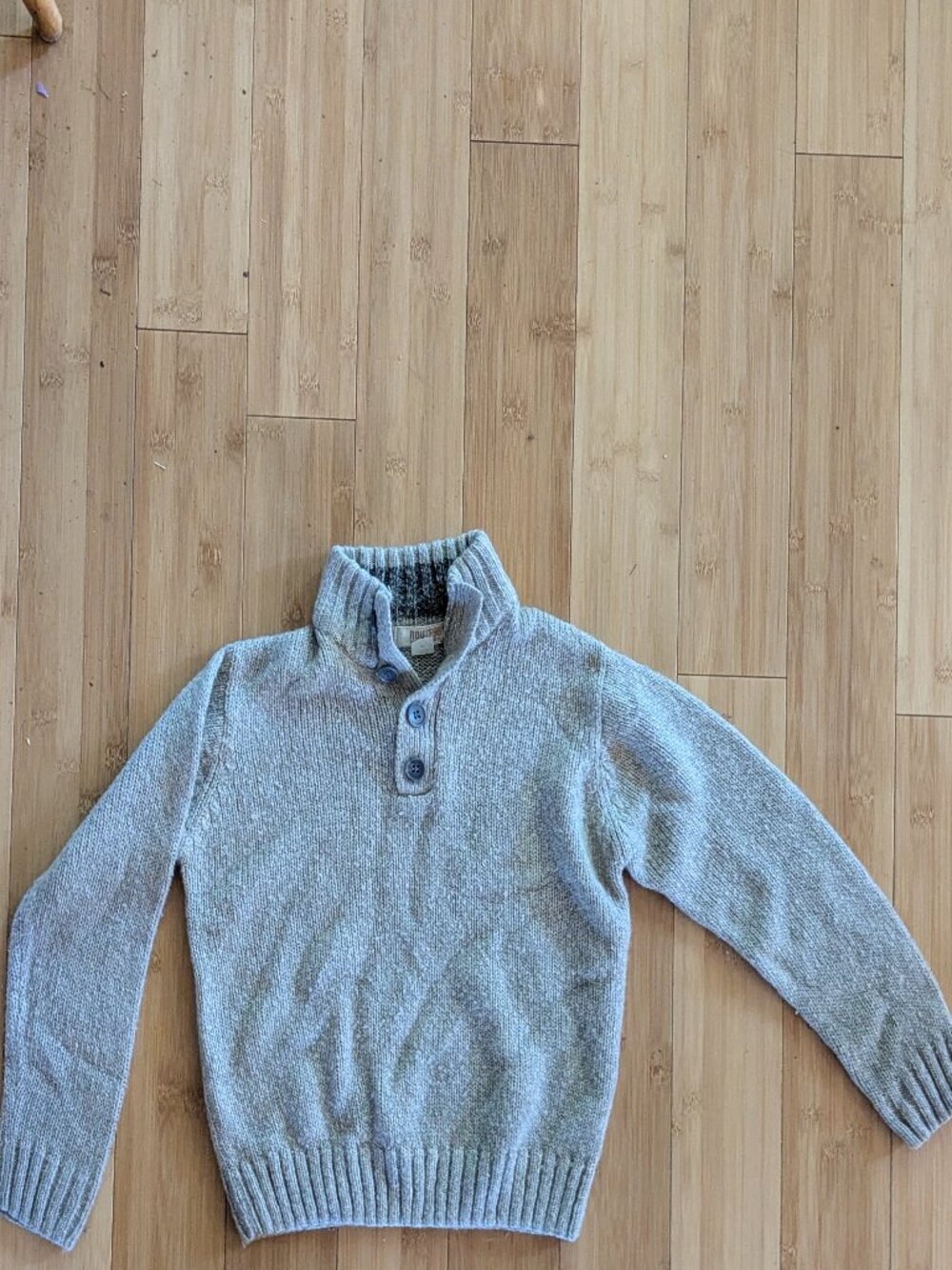 Cozy sweater - size kids small 6/7